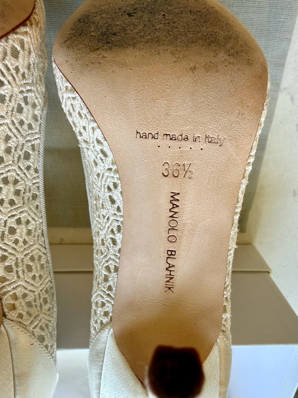 Manolo Blahnik Cream/White Lace Pumps (105mm) - Size 36.5 - Picture 6 of 9